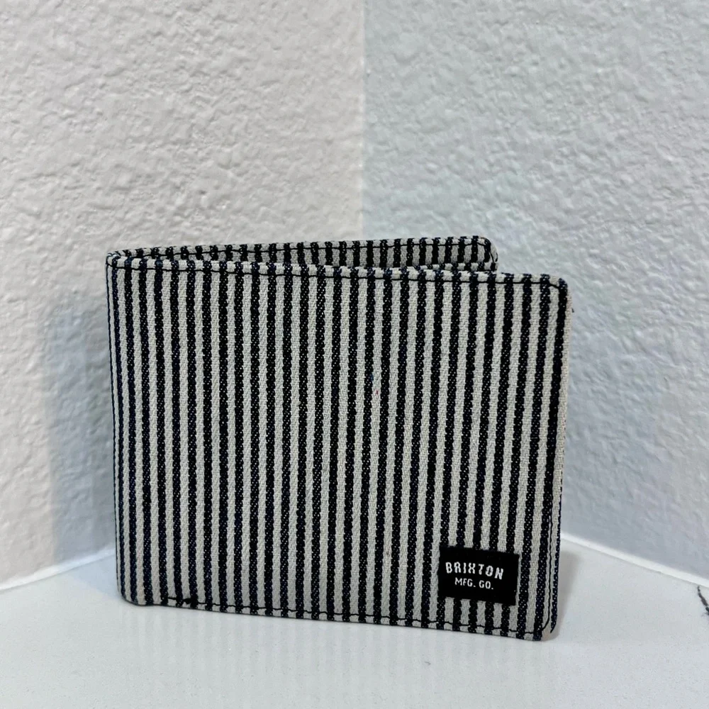 Brixton Striped Canvas Bi-Fold Wallet | Surf Skate Streetwear